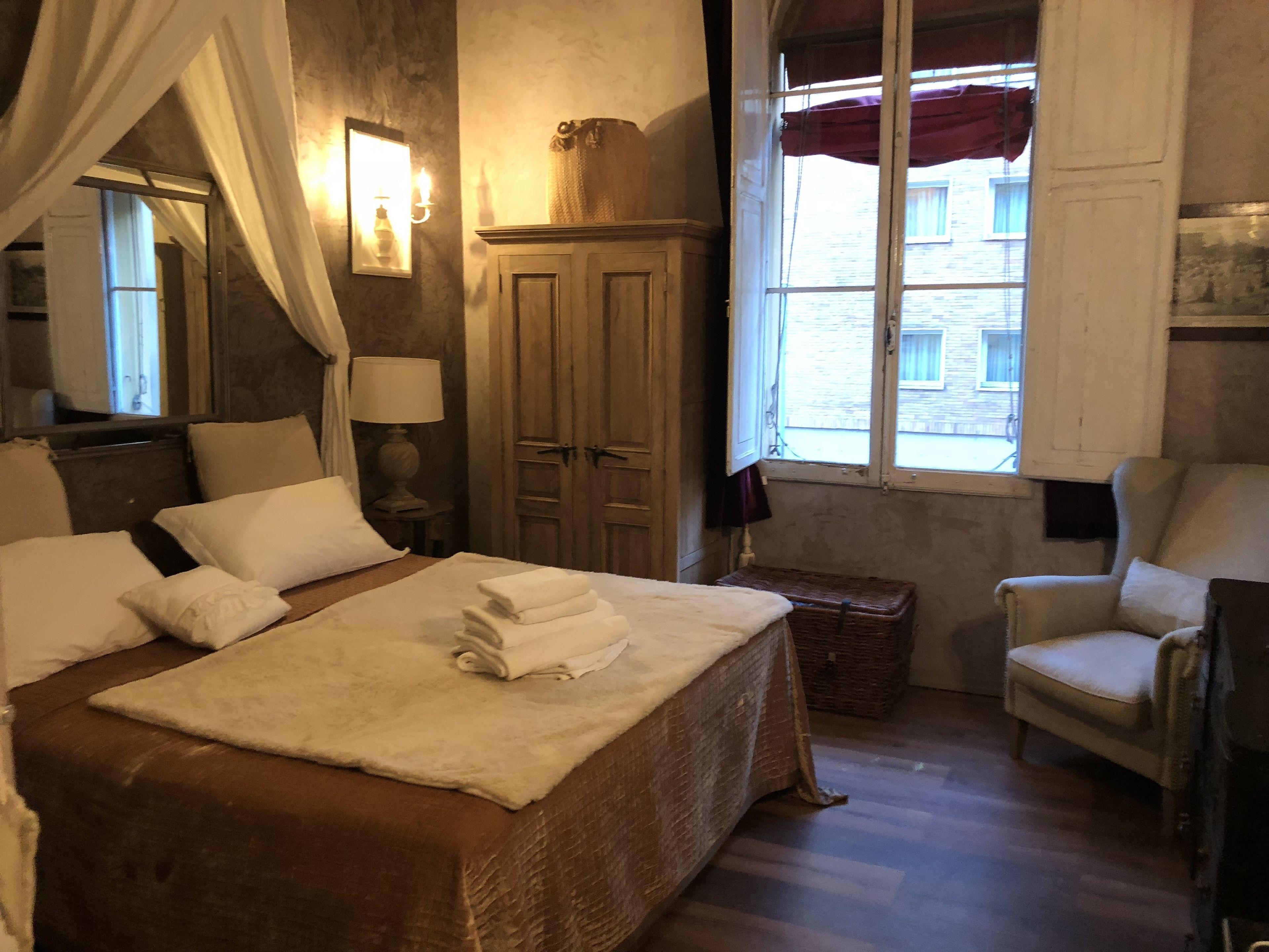 Les Chambres De Amelie B&B — Foto 3